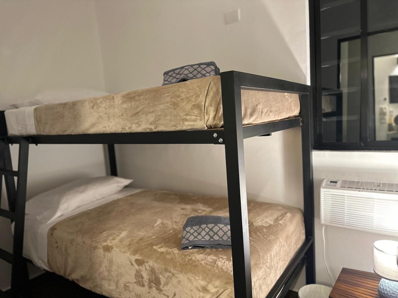 Suites Apodaca Exteriör bild